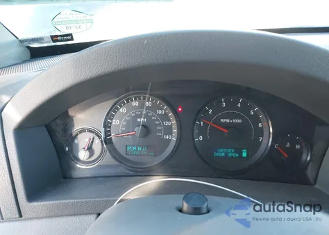 2005 Jeep Grand Cherokee Laredo z USA, uszkodzony, nr VIN 1J4GS48K95C641802